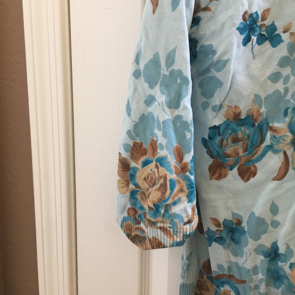 FINAL MARKDOWN Ladies first issue cardigan large - Picture 2 of 4